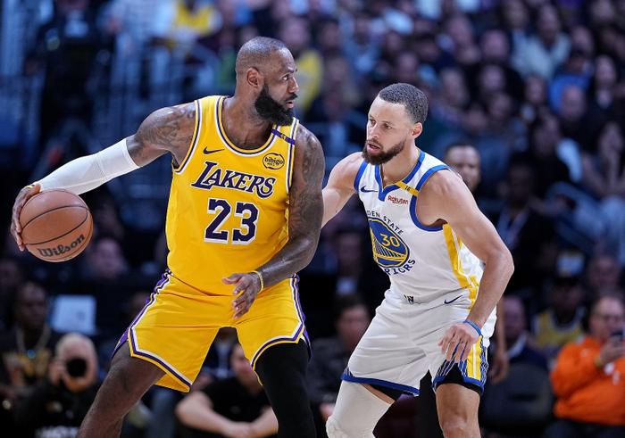 勇士年轻球员崛起：桑托斯爆发成核心希望