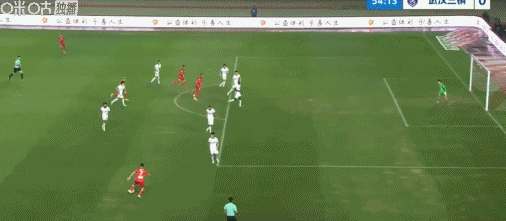 河南球员方镜淇手指错位坚持比赛 河南1-1战平武