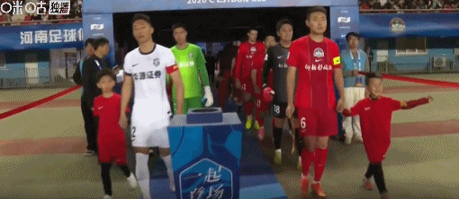 河南球员方镜淇手指错位坚持比赛 河南1-1战平武