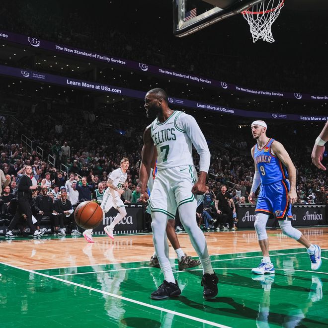 波士顿凯尔特人逆转雷霆终结12连胜 布朗31+8+8引