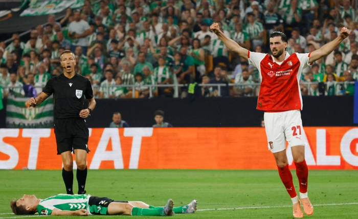 皇家贝蒂斯主场遭逆转惨败 布拉加惊天逆转晋级